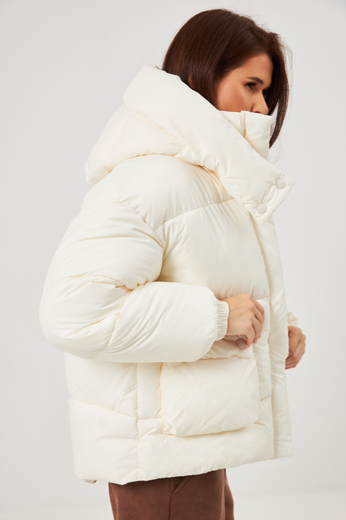 [10_26_17397] Куртка пуховик з накладними карманами
