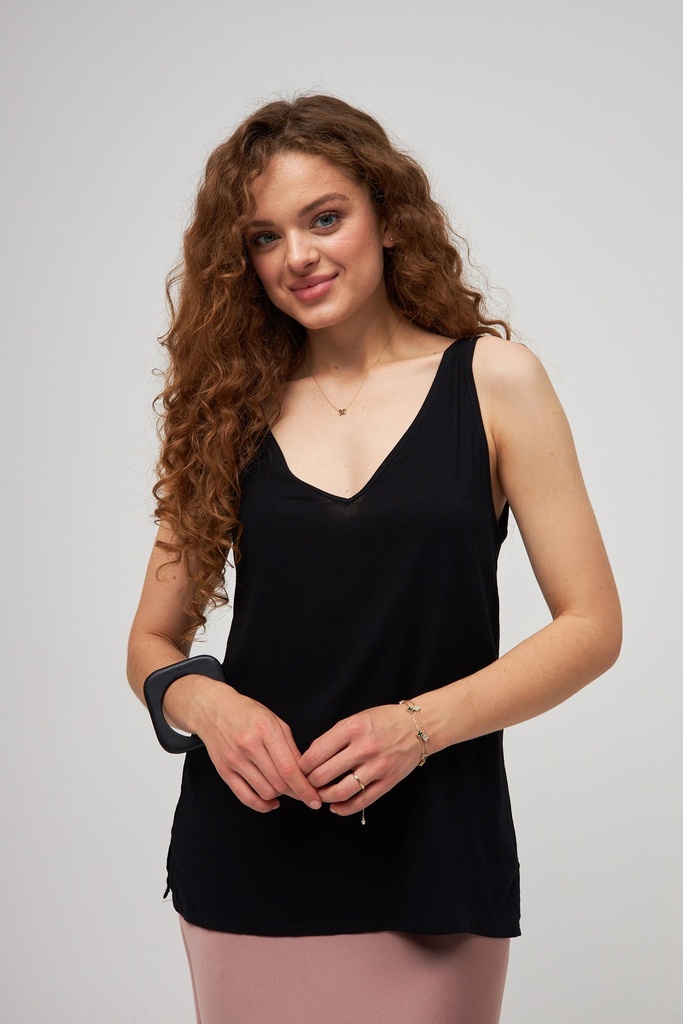 shopify_media_46413972603126.jpg